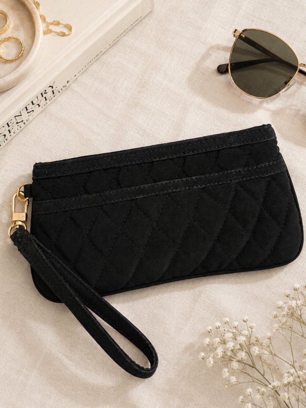 Vera Bradley Black Quilted Wristlet Zip Pouch Clutch Travel Organizer